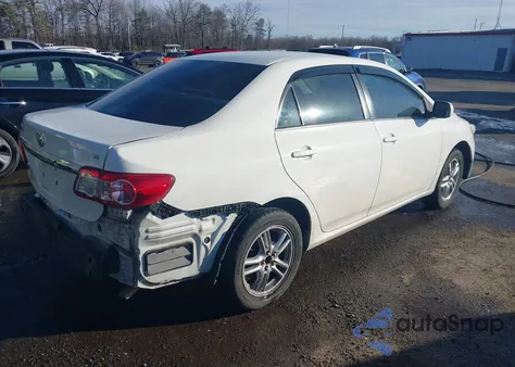 2013 Toyota Corolla Le z USA, uszkodzony, nr VIN 2T1BU4EE9DC980641